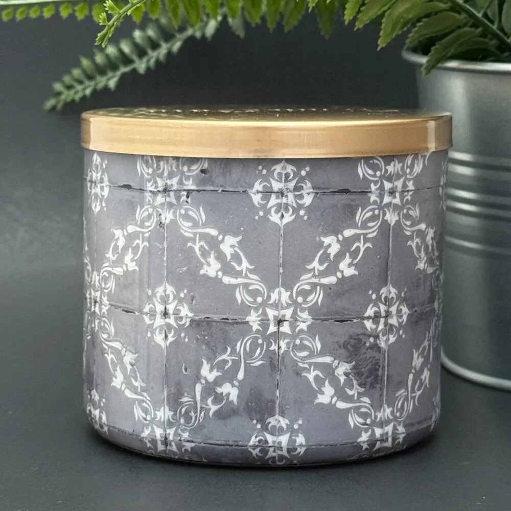BBW Book Loft White Barn Bath & Body Works 3 Wick Candle - Picture 2 of 10